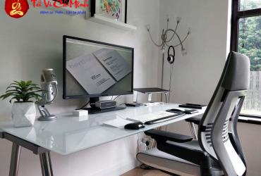 Hướng bàn làm việc cho người sinh năm 2048 chuẩn phong thủy để hút tài lộc, tăng sự nghiệp