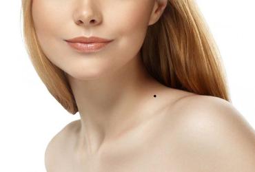 Xem Bói Nốt Ruồi Trên Vai Nam Và Nữ - Vận Mệnh, Tình Duyên, Gia Đạo